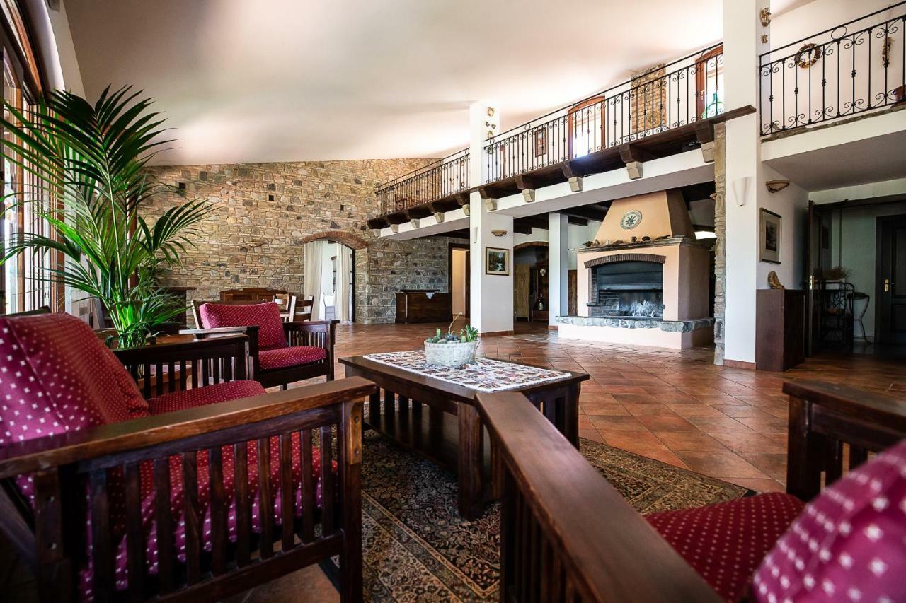 La Masseria Lolivia Senise ภายนอก รูปภาพ